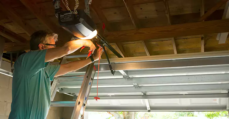 Chamberlain Garage Door Repair in Tarpon Springs, FL